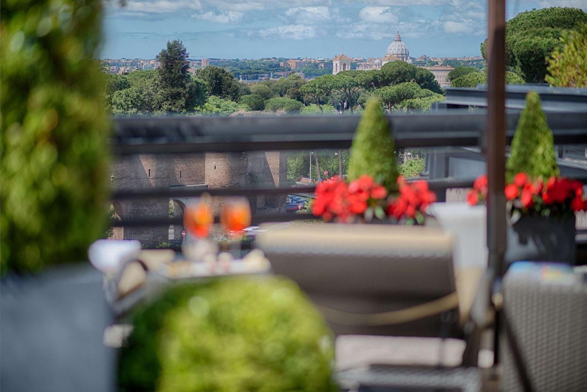 Nh Collection Roma Vittorio Veneto Hotel Екстериор снимка